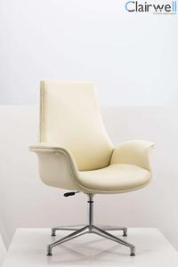 Leather chair 816C